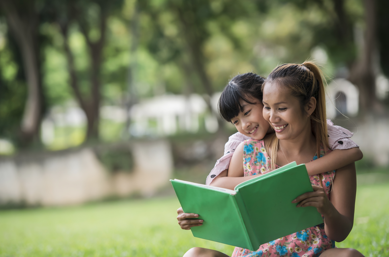 manfaat sedikit mainan, anak kreatif, parenting tips, pendidikan anak, bermain kreatif, Bunda, si Kecil